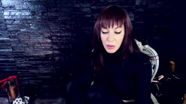Image 6 of emmadomina Stream on Chaturbate on 14 months ago