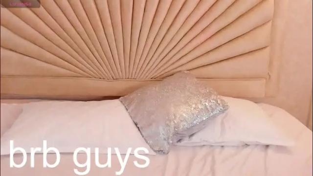 Image 12 of emmaduff_ Stream on Chaturbate on 1 month ago