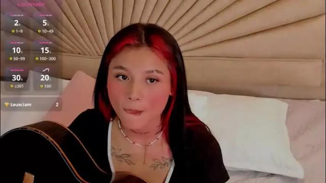 Image 12 of emmaduff_ Stream on Chaturbate on 1 month ago