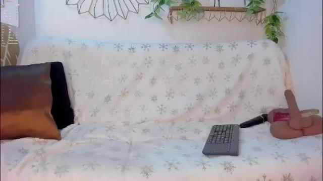 Thumbnail 1, emmaduque's Stream at Chaturbate, 2 months ago