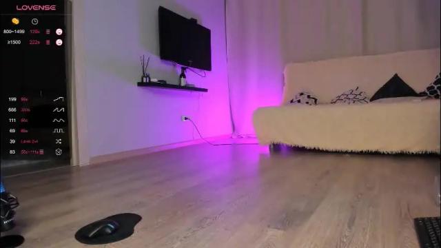 Image 7 of emmahotvibe Stream on Chaturbate on 2 months ago