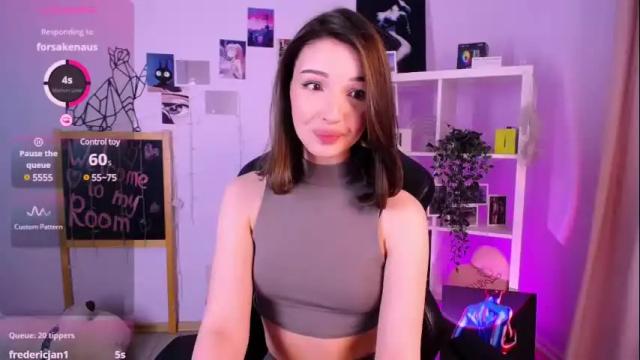 Thumbnail 1, emmakeam_'s Stream at Chaturbate, 1 month ago