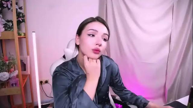 Image 10 of emmakeam_ Stream on Chaturbate on 1 month ago