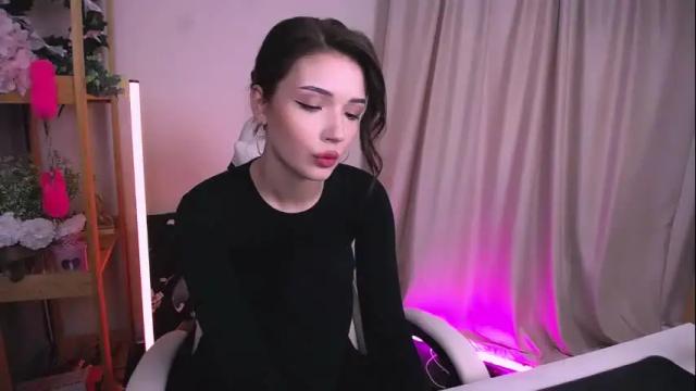 Image 11 of emmakeam_ Stream on Chaturbate on 1 month ago