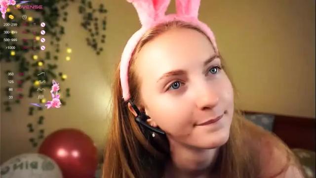 Image 10 of emmalaflame Stream on Chaturbate on 1 month ago