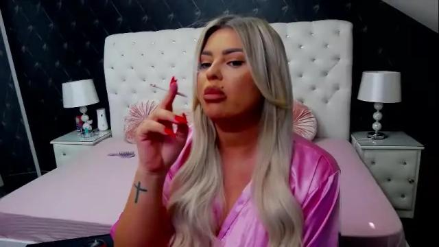 Image 4 of emmamavis Stream on Chaturbate on 1 month ago