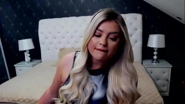 Image 2 of emmamavis Stream on Chaturbate on 4 days ago