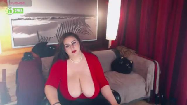 Image 4 of emmamelonie Stream on Chaturbate on 19 months ago