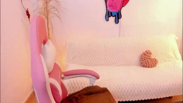 Thumbnail 1, emmamyers_'s Stream at Chaturbate, 2 months ago