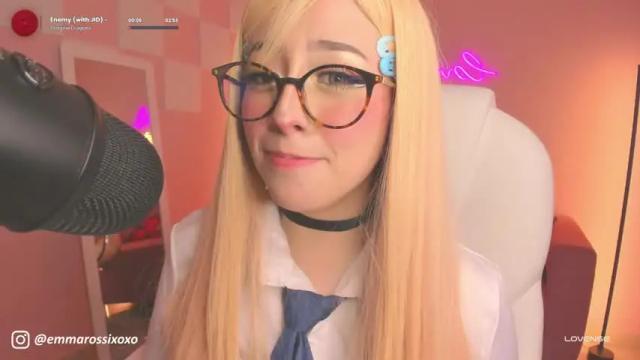 Image 11 of emmarossi_ Stream on Chaturbate on 14 months ago