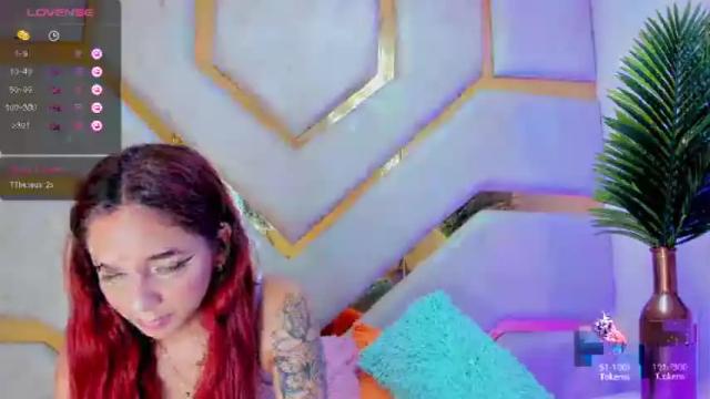 Image 3 of emmasift Stream on Chaturbate on 21 months ago