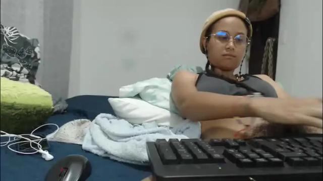 Image 3 of emmasweet95 Stream on Chaturbate on 4 months ago