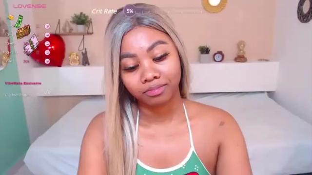 Image 3 of emmaterry2 Stream on Chaturbate on 15 months ago