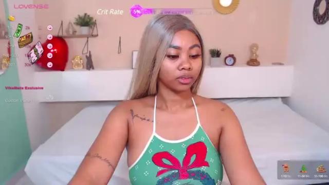 Image 6 of emmaterry2 Stream on Chaturbate on 15 months ago