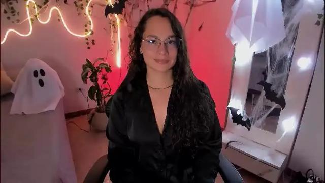 Image 4 of emmatorres9 Stream on Chaturbate on 5 days ago