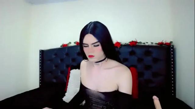 Image 11 of emmavegas19 Stream on Chaturbate on 29 days ago