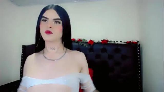 Image 12 of emmavegas19 Stream on Chaturbate on 24 days ago