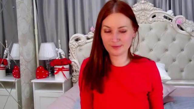 Image 3 of emmawarren Stream on Chaturbate on 13 months ago