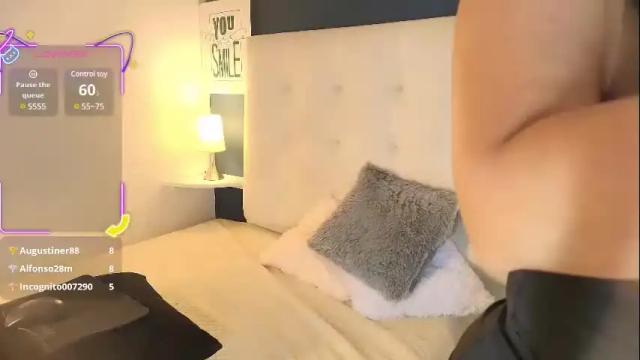 Image 11 of emmawatsom_ Stream on Chaturbate on 11 days ago