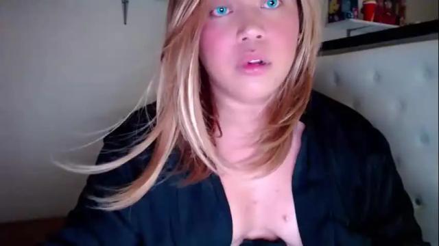 Image 11 of emmawatsoons Stream on Chaturbate on 19 days ago
