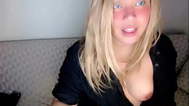 Image 2 of emmawatsoons Stream on Chaturbate on 1 month ago