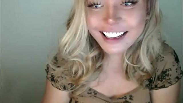 Image 8 of emmawatsoons Stream on Chaturbate on 1 month ago