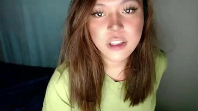 Image 7 of emmawatsoons Stream on Chaturbate on 2 months ago