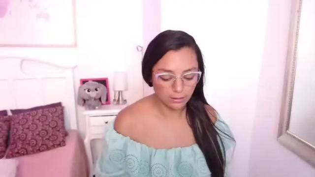 Thumbnail 2, emmawiilson_'s Stream at Chaturbate, 14 months ago