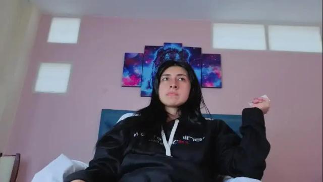 Thumbnail 1, emmawillliams's Stream at Chaturbate, 22 hours ago