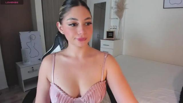 Thumbnail 1, emmazanex's Stream at Chaturbate, 13 months ago