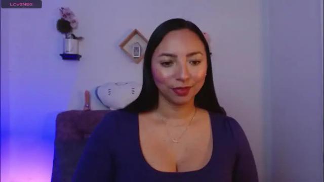 Image 7 of emmi_cam Stream on Chaturbate on 1 month ago