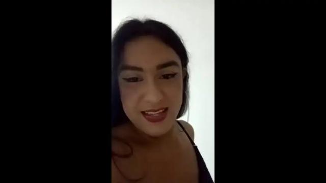 Image 10 of emmiily Stream on Chaturbate on 13 days ago