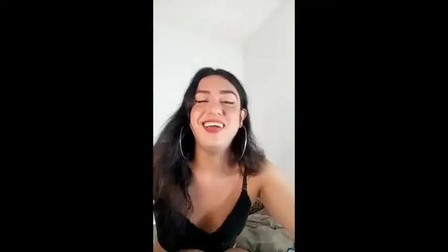 Image 8 of emmiily Stream on Chaturbate on 13 days ago