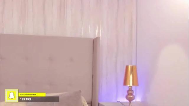 Image 10 of emmiily_z Stream on Chaturbate on 11 days ago