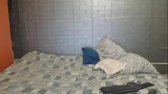 Image 6 of emmily000 Stream on Chaturbate on 15 months ago