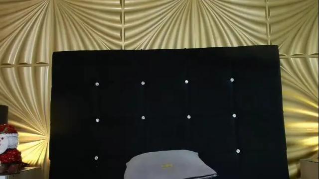 Image 7 of emmily_keller Stream on Chaturbate on 2 months ago