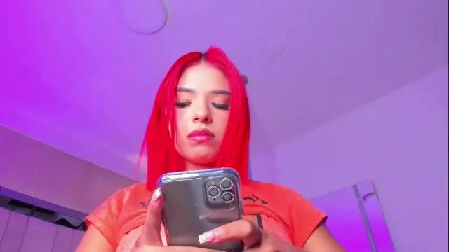 Image 8 of emmily_savage Stream on Chaturbate on 1 month ago