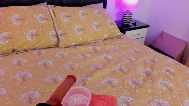 Image 8 of emmilyrodriguez Stream on Chaturbate on 12 months ago
