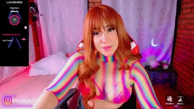 Image 3 of emmy_ruiz Stream on Chaturbate on 14 months ago