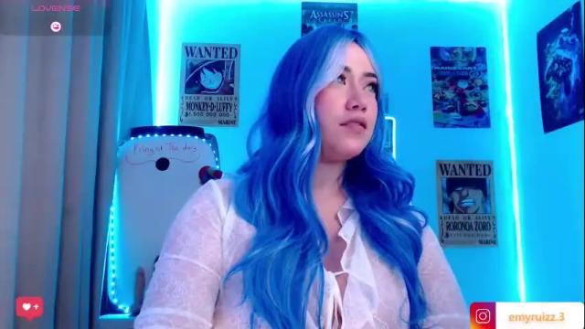 Image 2 of emmy_ruiz Stream on Chaturbate on 1 month ago