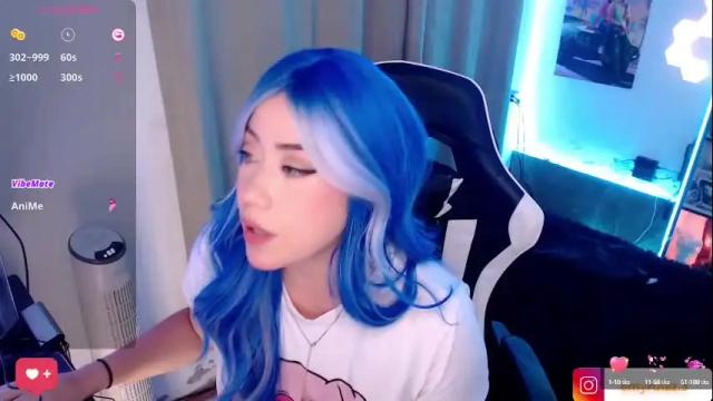 Image 10 of emmy_ruiz Stream on Chaturbate on 28 days ago