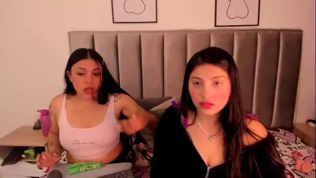 Image 12 of emmy_turnner Stream on Chaturbate on 1 month ago