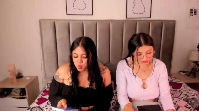Image 12 of emmy_turnner Stream on Chaturbate on 1 month ago