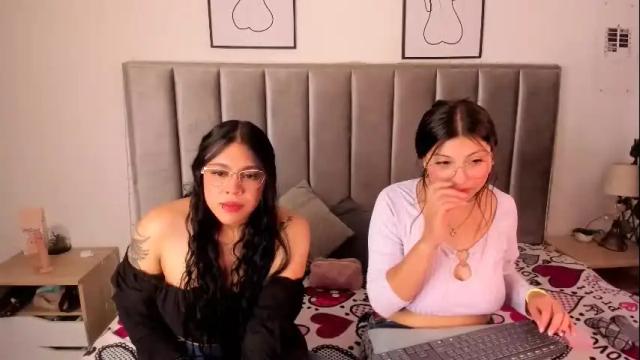 Image 3 of emmy_turnner Stream on Chaturbate on 1 month ago