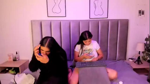 Image 8 of emmy_turnner Stream on Chaturbate on 4 days ago