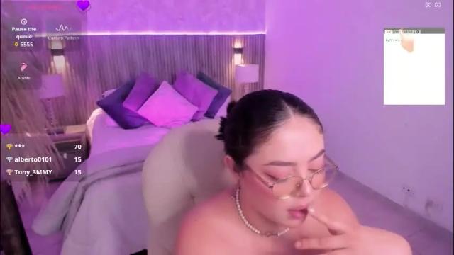 Image 4 of emmy_walker1 Stream on Chaturbate on 2 days ago