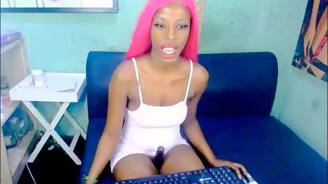 Image 11 of emmybae69 Stream on Chaturbate on 4 months ago