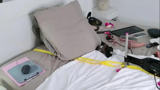 Image 10 of emmybum Stream on Chaturbate on 1 month ago
