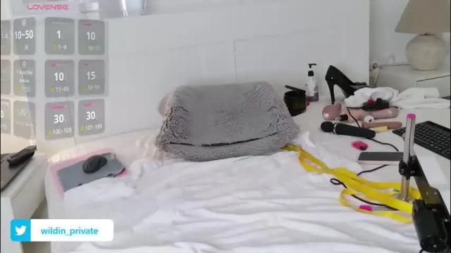 Image 10 of emmybum Stream on Chaturbate on 16 hours ago