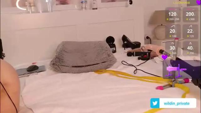 Image 6 of emmybum Stream on Chaturbate on 1 month ago